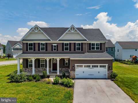 133 COOPERS HAWK DRIVE, MECHANICSBURG, PA 17050