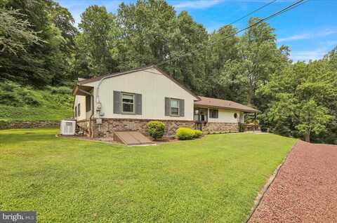 90 PRESTON ROAD, WERNERSVILLE, PA 19565