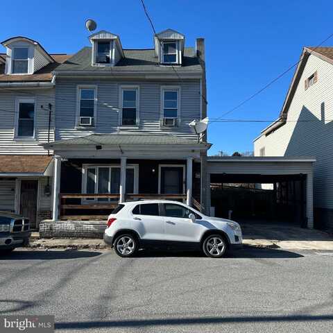 5 E WASHINGTON STREET, PORT CARBON, PA 17965