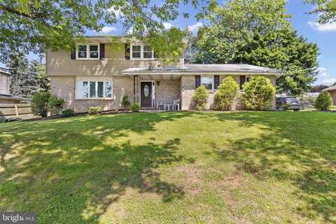 1945 NORMANDIE DRIVE, YORK, PA 17408