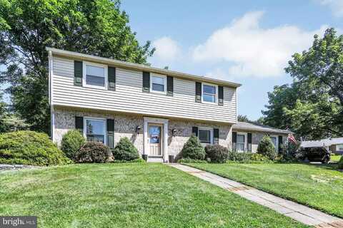 2 COVINGTON DRIVE, SHREWSBURY, PA 17361