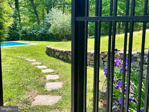 241 CHESWOLD LANE, HAVERFORD, PA 19041