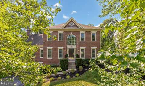 305 SPRINGWOOD COURT NE, VIENNA, VA 22180