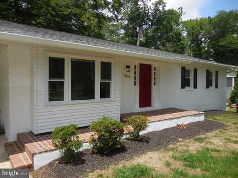 9702 GREEN APPLE TURN, UPPER MARLBORO, MD 20772