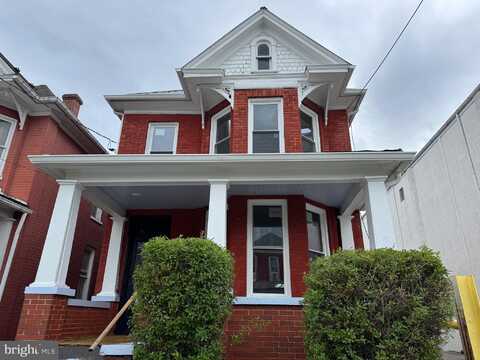 212 W JOHN STREET, MARTINSBURG, WV 25401