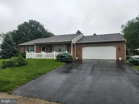 208 E 6TH STREET, LITITZ, PA 17543