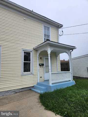 422 FAULKNER AVENUE, MARTINSBURG, WV 25401