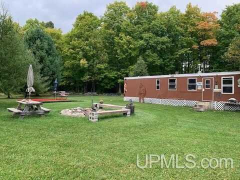 894 US 141, Crystal Falls, MI 49920