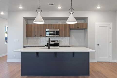 3955 E RAZOR, Washington, UT 84780
