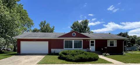 615 NW 3rd Street, Independence, IA 50644