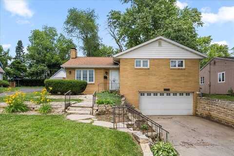 1119 W 12 Street, Cedar Falls, IA 50613