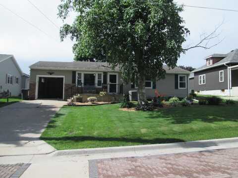 120 COOK Street, West Union, IA 52175