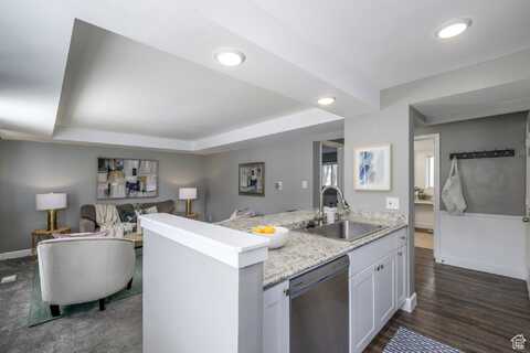 2220 E MURRAY HOLLADAY S, Salt Lake City, UT 84117