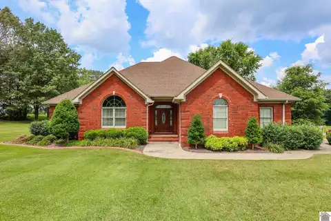 329 Royal Park Dr, Calvert City, KY 42029