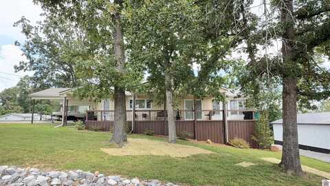 400 Cambridge Shore Drive, Gilbertsville, KY 42044