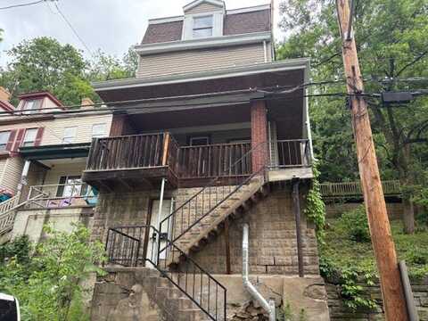 1824 Brahm St, Spring Hill, PA 15212
