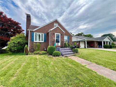 138 E Meyer Ave, New Castle, PA 16105