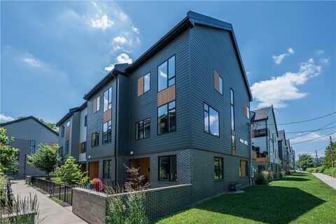 5577 Berlin Way, Lawrenceville, PA 15201