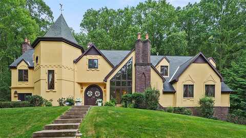 613 Lincoln Rd, Bradfordwoods, PA 15015