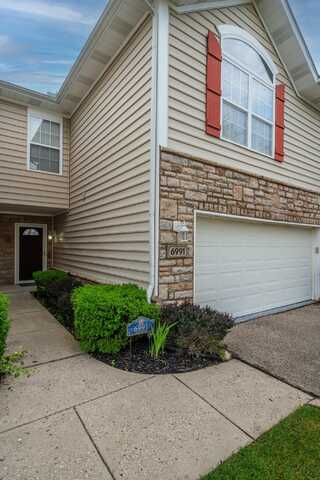 6991 Salon Circle, Huber Heights, OH 45424