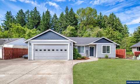 1774 Grape Ct, Sweet Home, OR 97386