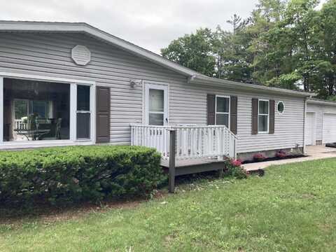 7717 Weiss Road, Alpena, MI 49707