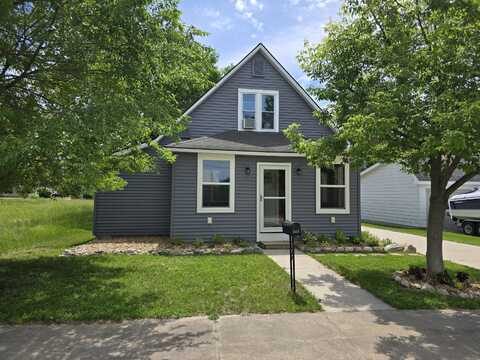 346 Vogel Street, Boyne City, MI 49712