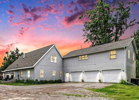 50 W Parkway Drive, Cheboygan, MI 49721