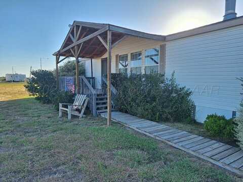 7901 THORNBERRY Drive, Amarillo, TX 79118