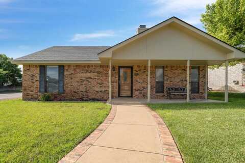 6701 ADMIRAL Court, Amarillo, TX 79124
