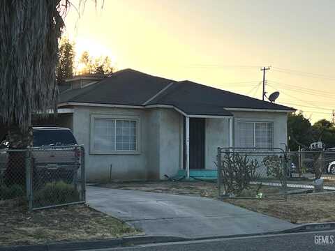 1702 Chittenden Avenue, Corcoran, CA 93212