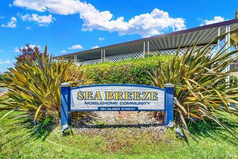8 deck Drive, Suisun City, CA 94585