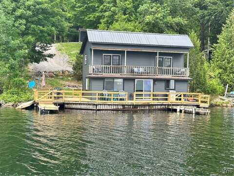 7376 Lake Avenue, Diana, NY 13648