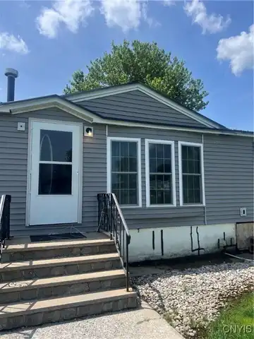 215 Abbe Boulevard, Westmoreland, NY 13440