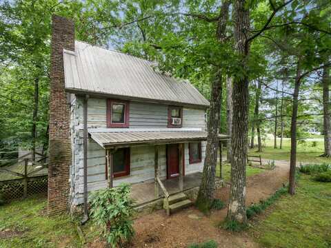 945 Miller Road, Signal Mountain, TN 37377