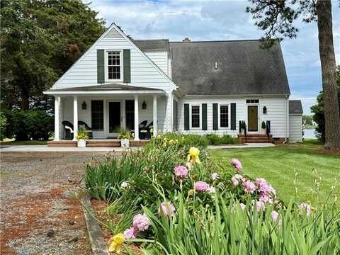 289 King Carter Lane, Weems, VA 22576