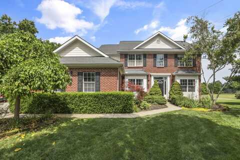 213 Oak Tree Court, Westerville, OH 43081