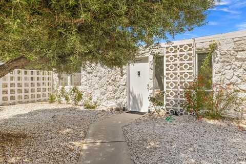 811 E Grace Circle, Palm Springs, CA 92262