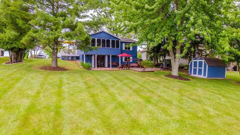 1621 Manchester, Gladwin, MI 48624