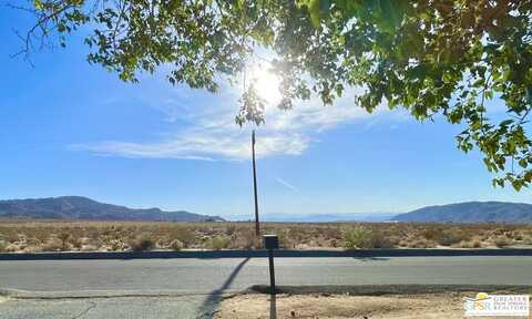 6937 Copper Mountain Rd, Twentynine Palms, CA 92277