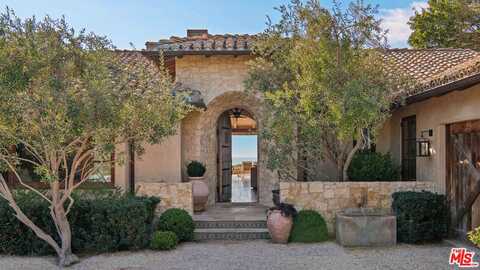 24650 Blue Dane Ln, Malibu, CA 90265