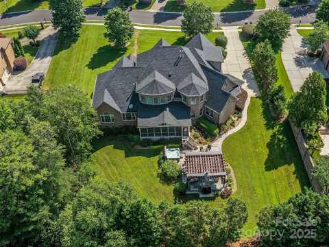 1377 Shinnecock Lane, Fort Mill, SC 29707