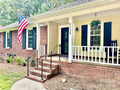 9334 New Towne Drive, Matthews, NC 28105