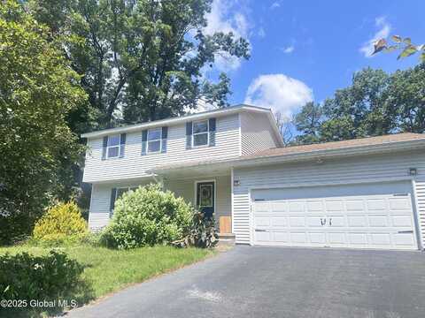 32 Tamarack Trail Trail, Saratoga Springs, NY 12866