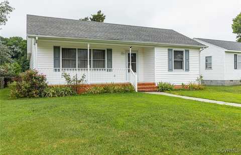 725 Cralle Avenue, Tappahannock, VA 22560