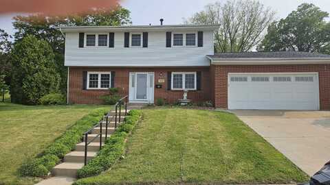 3424 Glen Cove, Dubuque, IA 52001