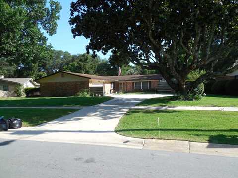 604 NE Powell Drive, Fort Walton Beach, FL 32547
