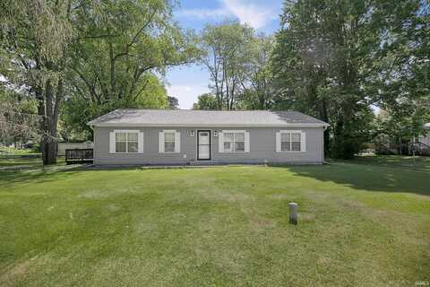 53162 Pine Drive, Middlebury, IN 46540