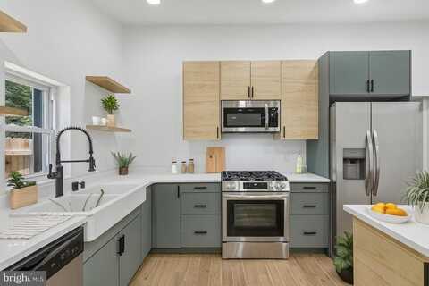 758 CARPENTER LANE, PHILADELPHIA, PA 19119