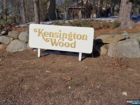 79 Coventry Way, Ringwood, NJ 07456